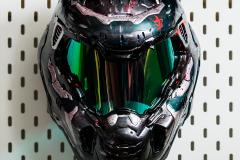 3D-printad Doom Slayer-hjälm – cosplay och samlarobjekt